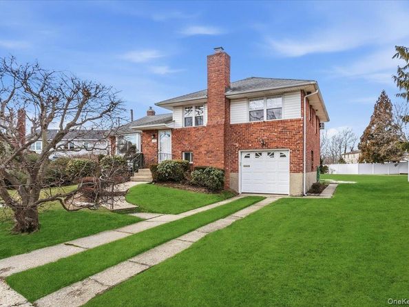 2493 Lloyd Court, North Bellmore NY 11710