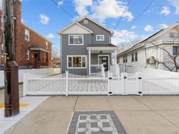 431 Beach 35th Street