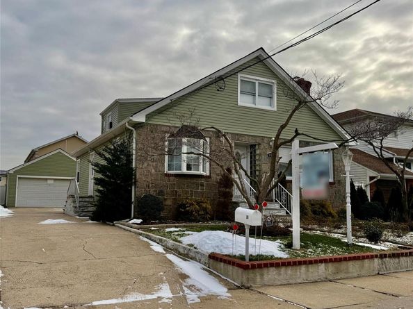 309 Litchfield Avenue, Elmont NY 11003