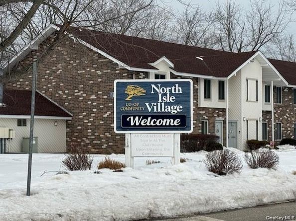 11 Idaho 11, Coram NY 11727