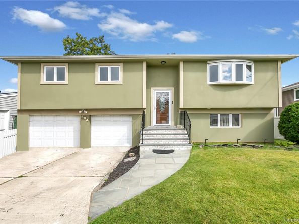 584 Yale Street, Oceanside NY 11572