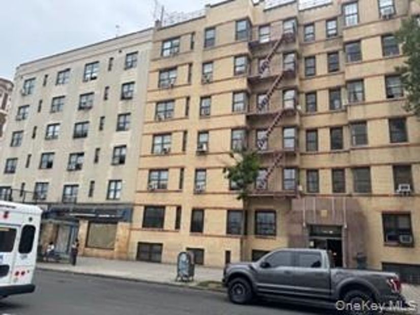 860 Grand concourse 4I, Bronx NY 10451