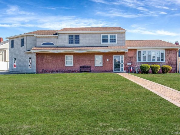 268 W Shore Drive, Massapequa NY 11758