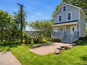 282 Greenvale Avenue