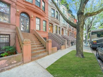 230 W 137th Street
