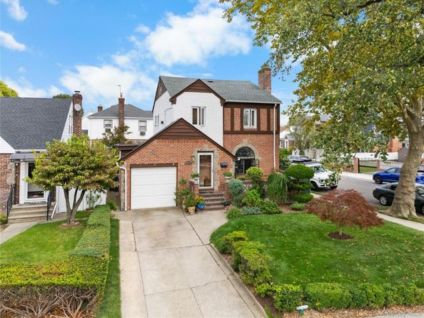 2623 Utopia Parkway, Flushing NY 11358