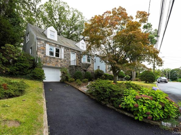 38 Gramercy Avenue, Yonkers NY 10701