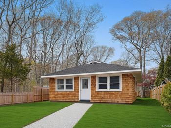 50 Squires Avenue