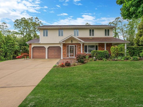 28 Manchester Boulevard, Wheatley Heights NY 11798