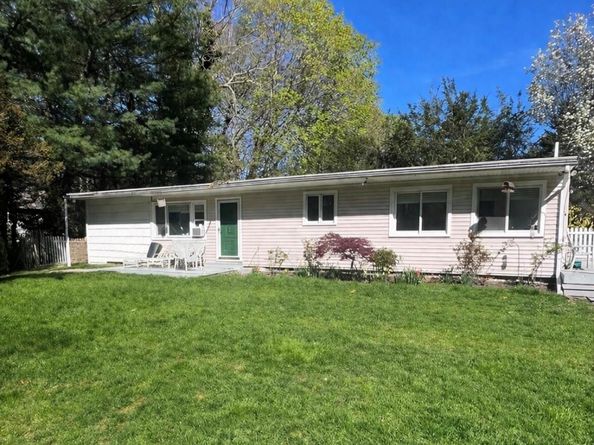 531 Montauk Highway, Westhampton Beach NY 11978