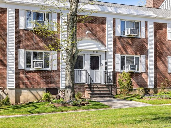 224-09 Manor Road (Lower) 2408, Queens Village NY 11427