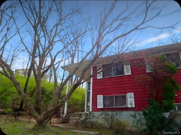 10 Teramar Way, White Plains NY 10607