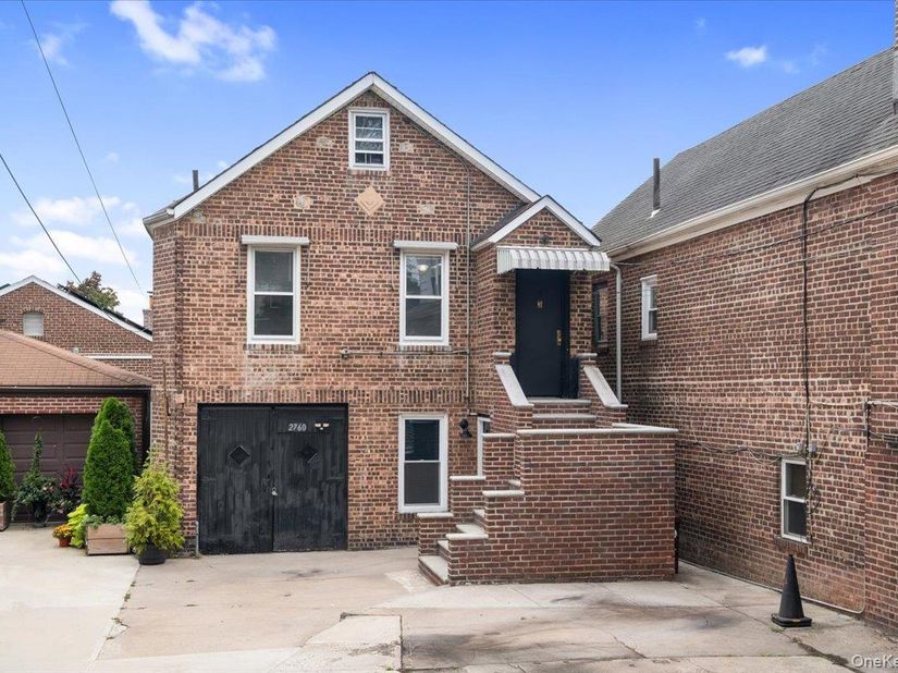 2760 Hering Avenue, Bronx NY 10469