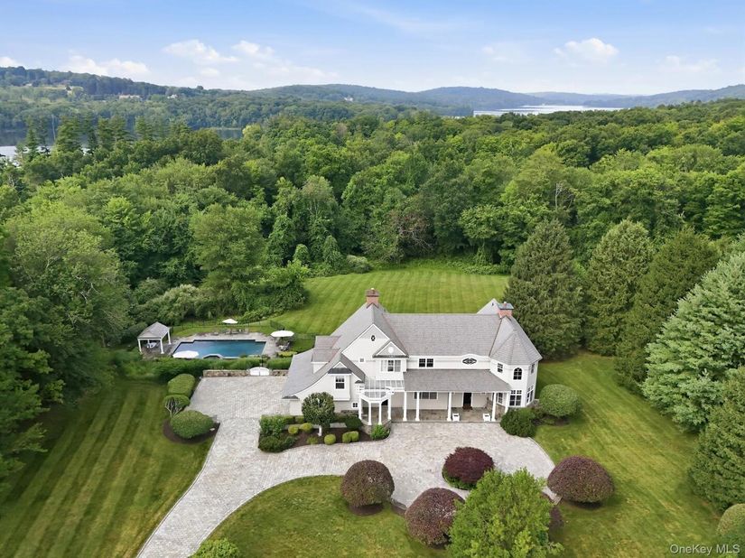 4 Little Mountain Road, North Salem NY 10560