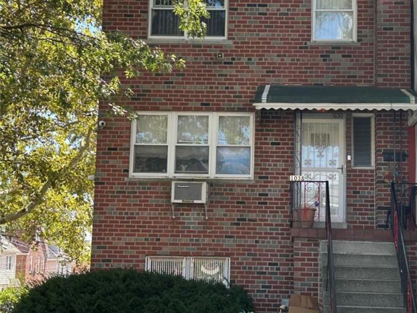 1038 Neill Avenue, Bronx NY 10461