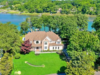 18 Cedar Lane