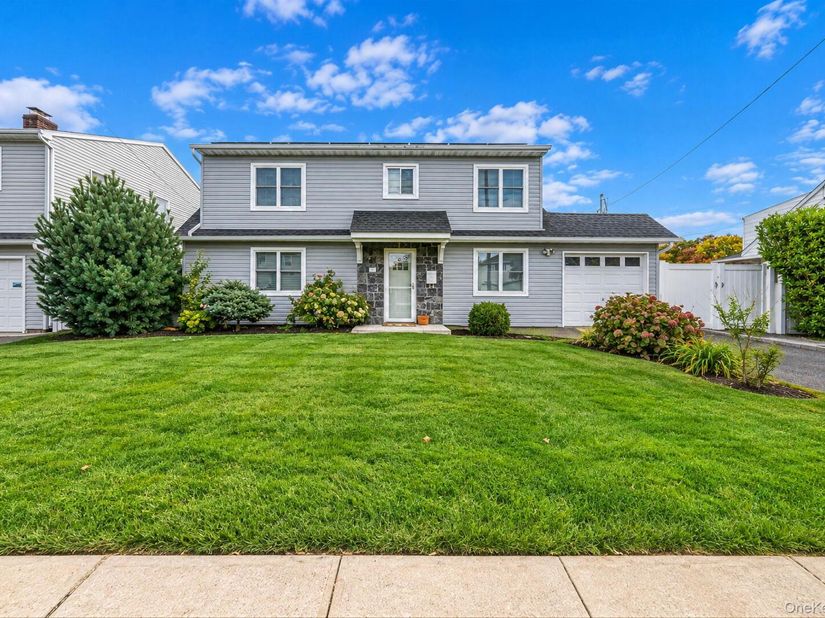 354 Seaford Avenue, Massapequa NY 11758