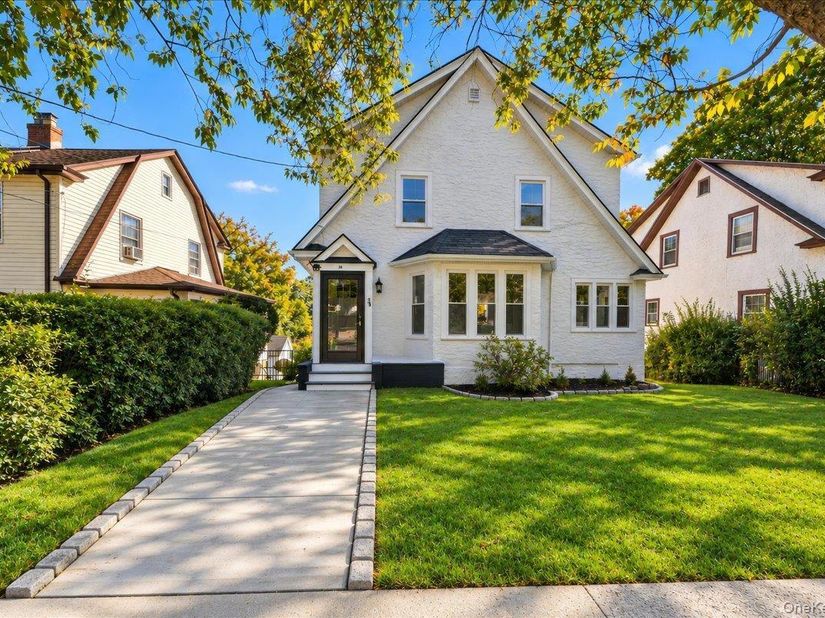 34 Lefferts Road, Yonkers NY 10705