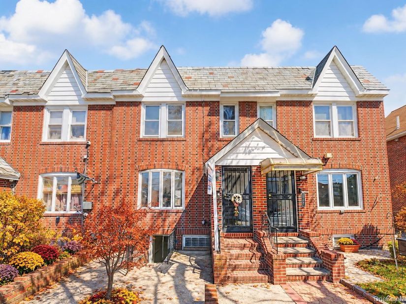 15145 20th Road, Whitestone NY 11357