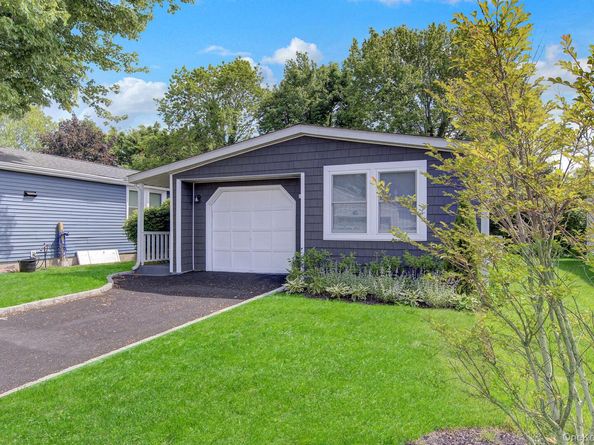 11 A Dogwood Lane 11 A, Manorville NY 11949