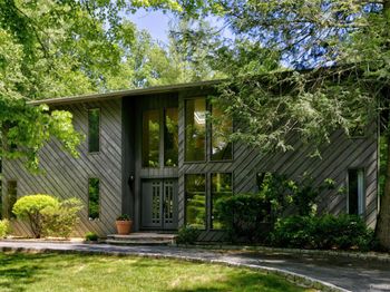 1 Sassi Drive