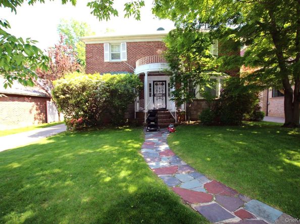 18714 Aberdeen Road, Jamaica Estates NY 11432
