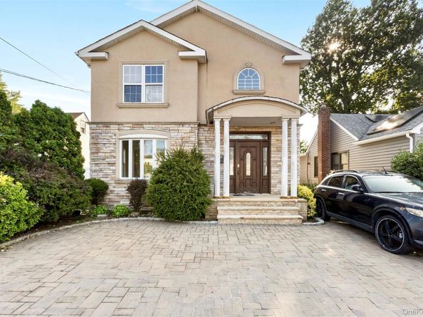 316 Maplegrove Avenue, Uniondale NY 11553