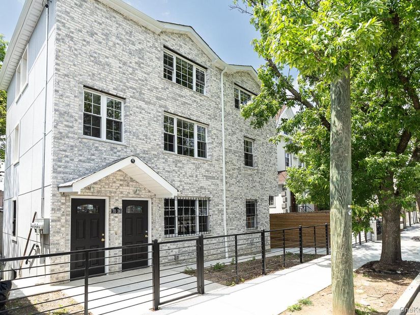 7036 70th Street, Glendale NY 11385