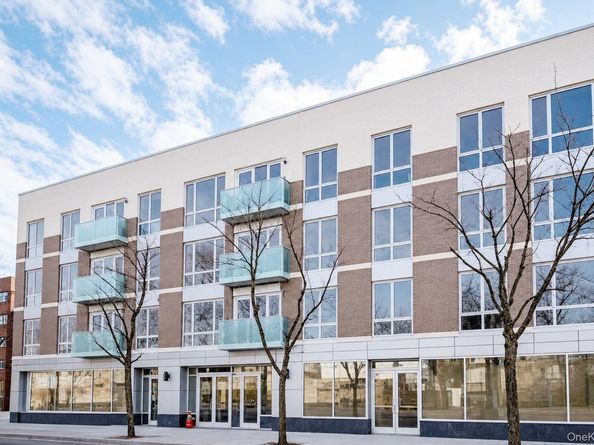 15815 Union Turnpike 402N, Fresh Meadows NY 11366