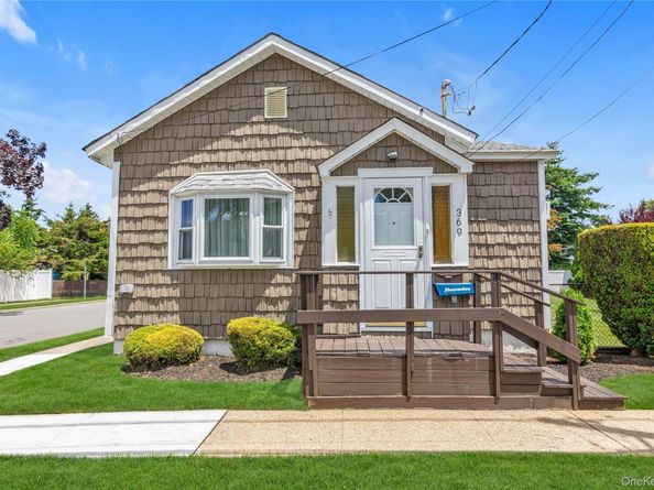 369 Maple Avenue, East Meadow NY 11554