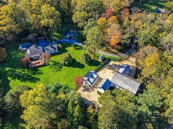 2 Camel Hollow Road