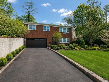 201 Shonnard Terrace