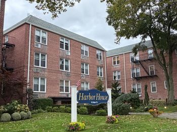 16 Main Street