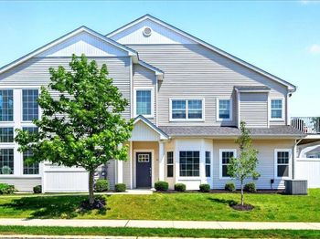 61 Avery Drive N