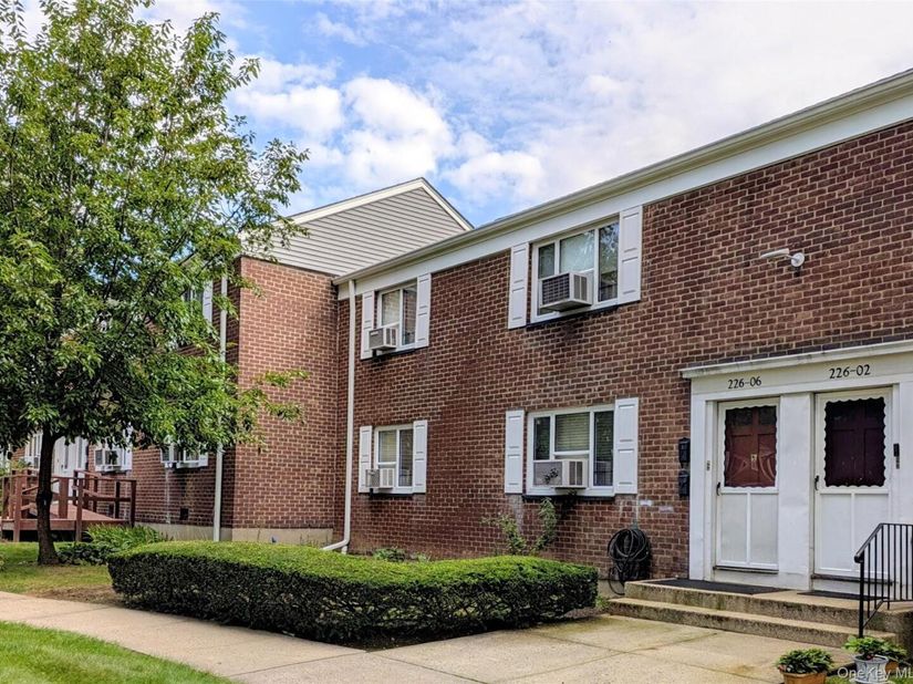 226-06 Manor Road 73, Queens Village NY 11427