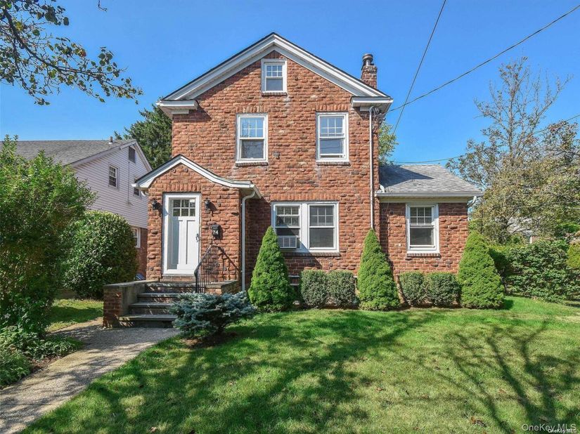74 Irma Avenue, Port Washington NY 11050
