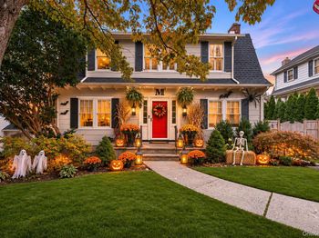 320 Forest Road