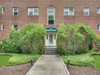 450 Pelham Road
