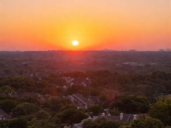5200  Keller Springs Road  1322, Dallas Texas 75248