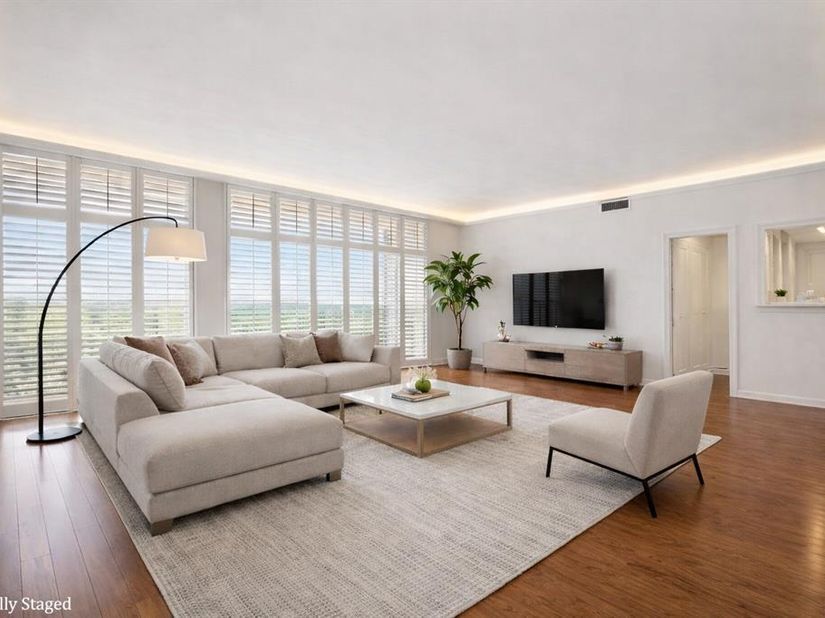 5200  Keller Springs Road  1322, Dallas Texas 75248