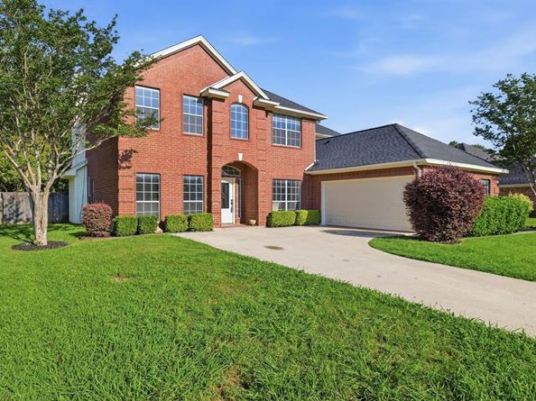 7000  Winthorp Drive , Arlington Texas 76001