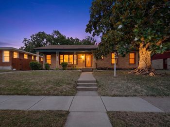 3017  Primrose Avenue 