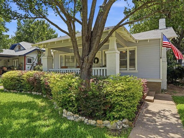 2208  Western Avenue , Fort Worth Texas 76107