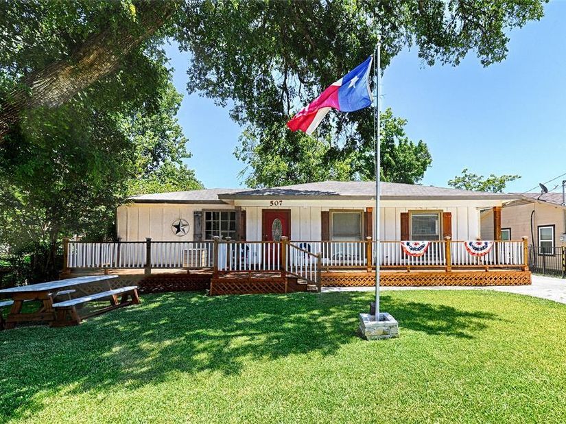 507  Bost Street , Rockwall Texas 75087