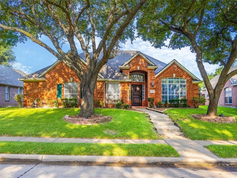 306  Fairfax Drive , Allen Texas 75013