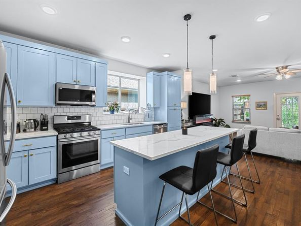 7518  Morton Street , Dallas Texas 75209