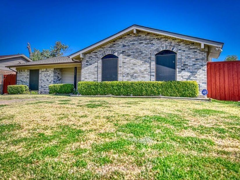 3224  Rockne Lane , Mesquite Texas 75150