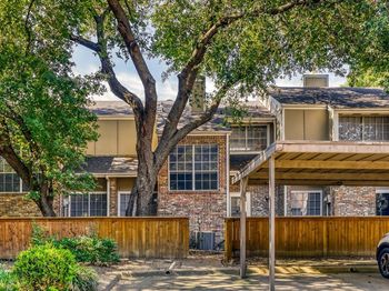 2420  Northlake Court 