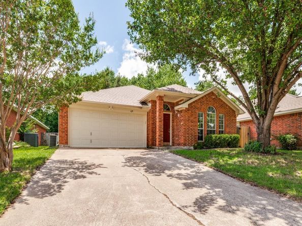 629  Forest Oaks Drive , Grand Prairie Texas 75052