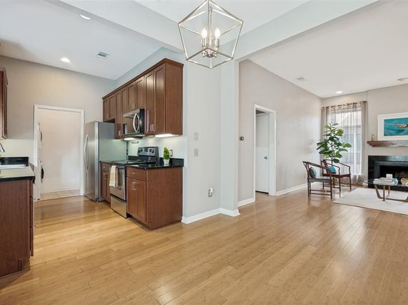 4031  Holland Avenue  G, Dallas Texas 75219